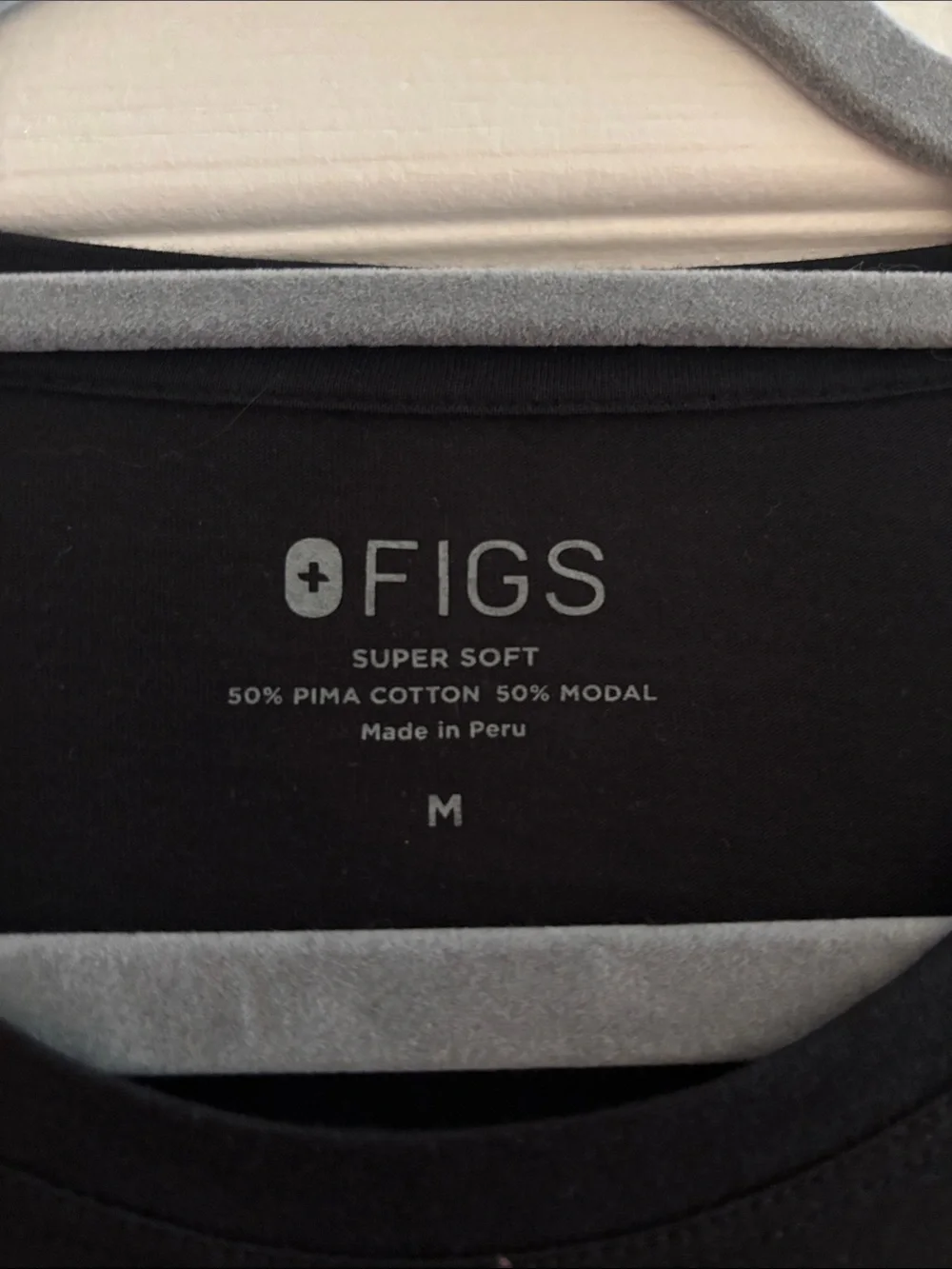 Black Figs Long Sleeve Underscrub - Picture 2 of 5